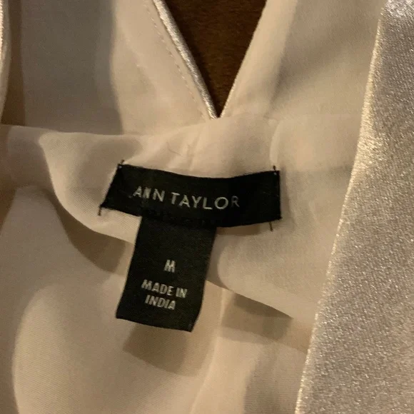 Ann Taylor White M Satin Twist Front Sleeveless Top Party Holiday Date Luxe - Picture 4 of 7